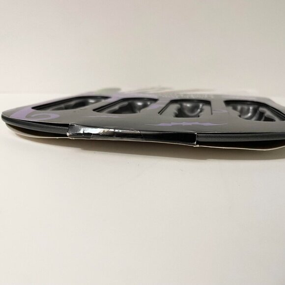 Wilton Monster Finger 8 Cavity Cookie Pan Witch Finger Cookie Pan Halloween - Picture 11 of 15